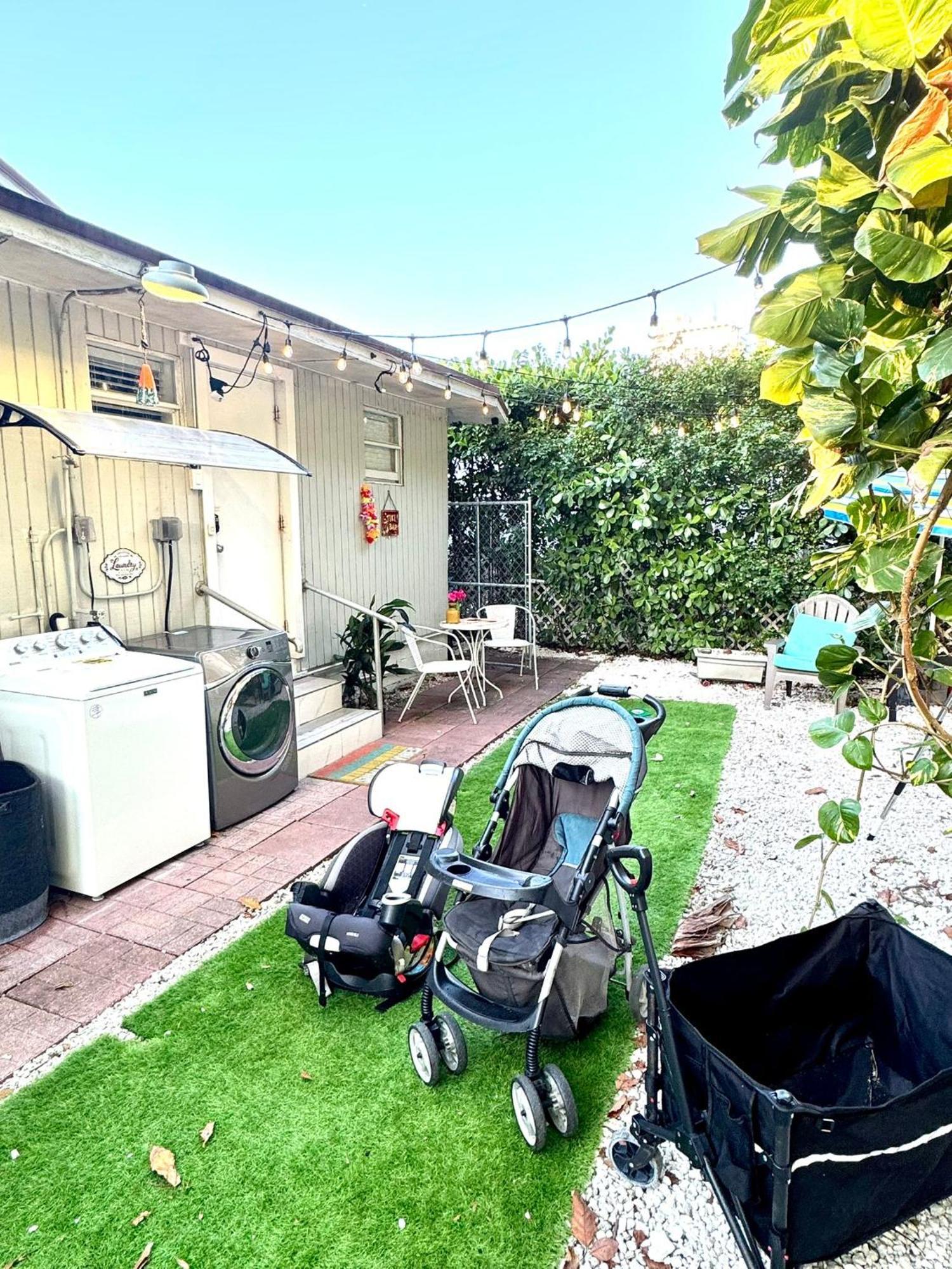 Quiet & Centrally Located House - Private Parking, Laundry And Storage For Luggage ไมอามี ภายนอก รูปภาพ